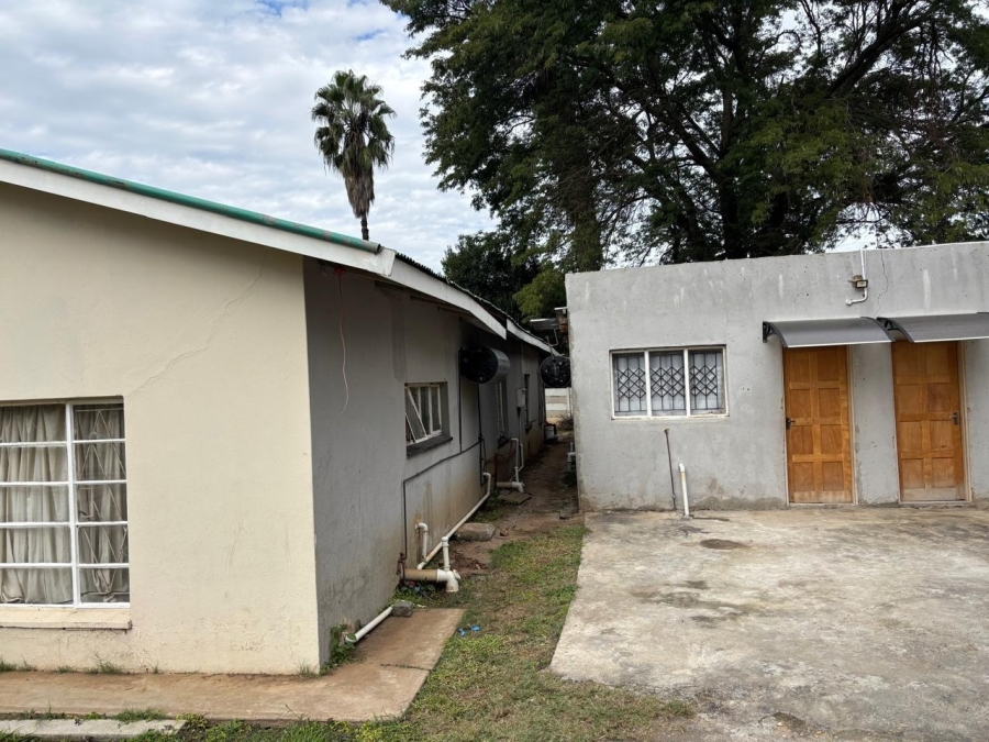3 Bedroom Property for Sale in Oos Einde North West